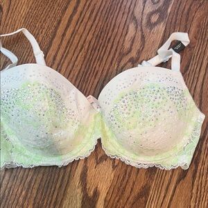 Elegant Lace and Rhinestone Embellished Bra - White and Green